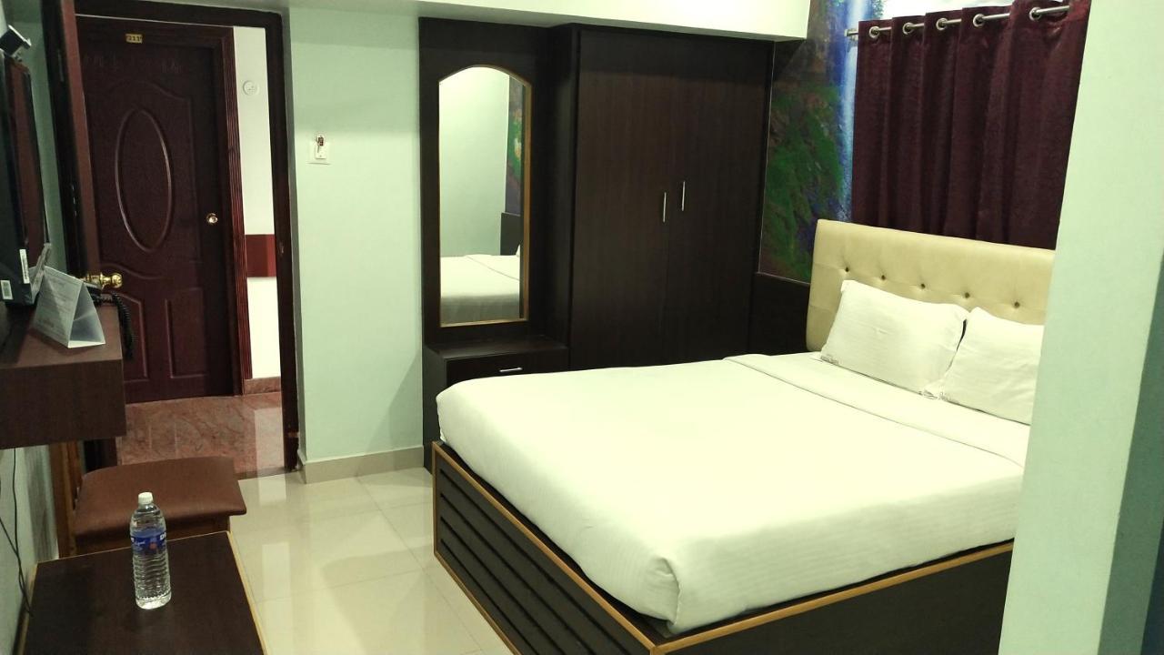苹果公园附楼酒店 Tiruchirappalli 外观 照片
